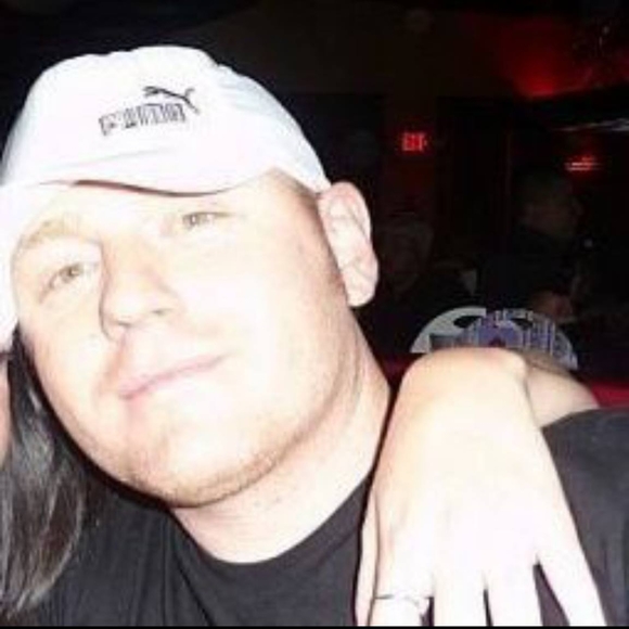 Meet your Posher, Brian - Picture 1 of 1